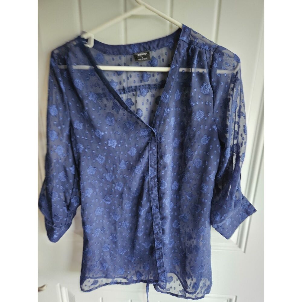 Junior's blouse